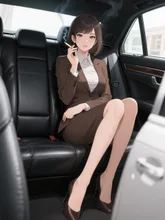 あのジジィのネタを記者にリークしときなさい。