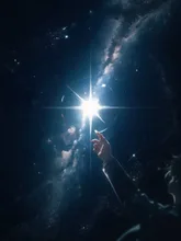 夜の宇宙ステーション