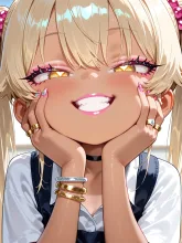 サキ「ふ〜ん……小さくてかわいっ💕💕💕」