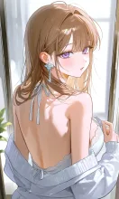 背中が綺麗なお姉さん好きですか？