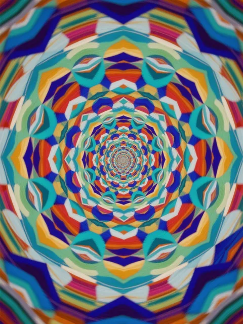 回る万華鏡の世界