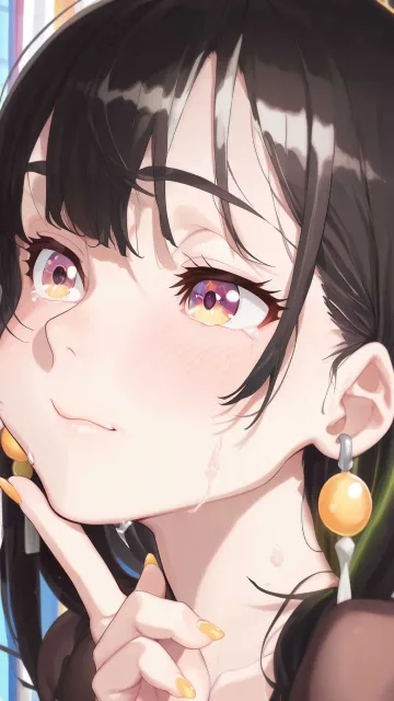 半眼でこちらを見つめる濡れた目をした色っぽい成年女性