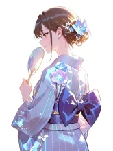 うちわと夏の女性·初夏チャレンジ の投稿作品