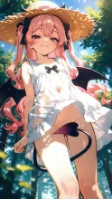 木漏れ日と白い小悪魔