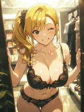 ひなた「センパイ、一緒に試着室入りましょ❤️」