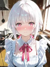 あのっ///…そんなに見つめられるとお料理作れないです…💕