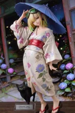 和傘と浴衣…パンク娘と黒ニャンコ…フィギュア…黄