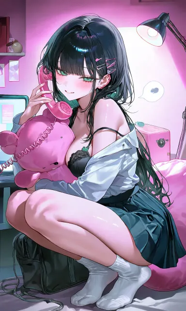 昭和の夜ふかしって感じ(黒電ならぬビンクの電話)