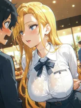 サマーセール会場の店員さん