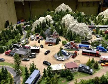 ミニチュア、鉄道模型、山、都会、国鉄車