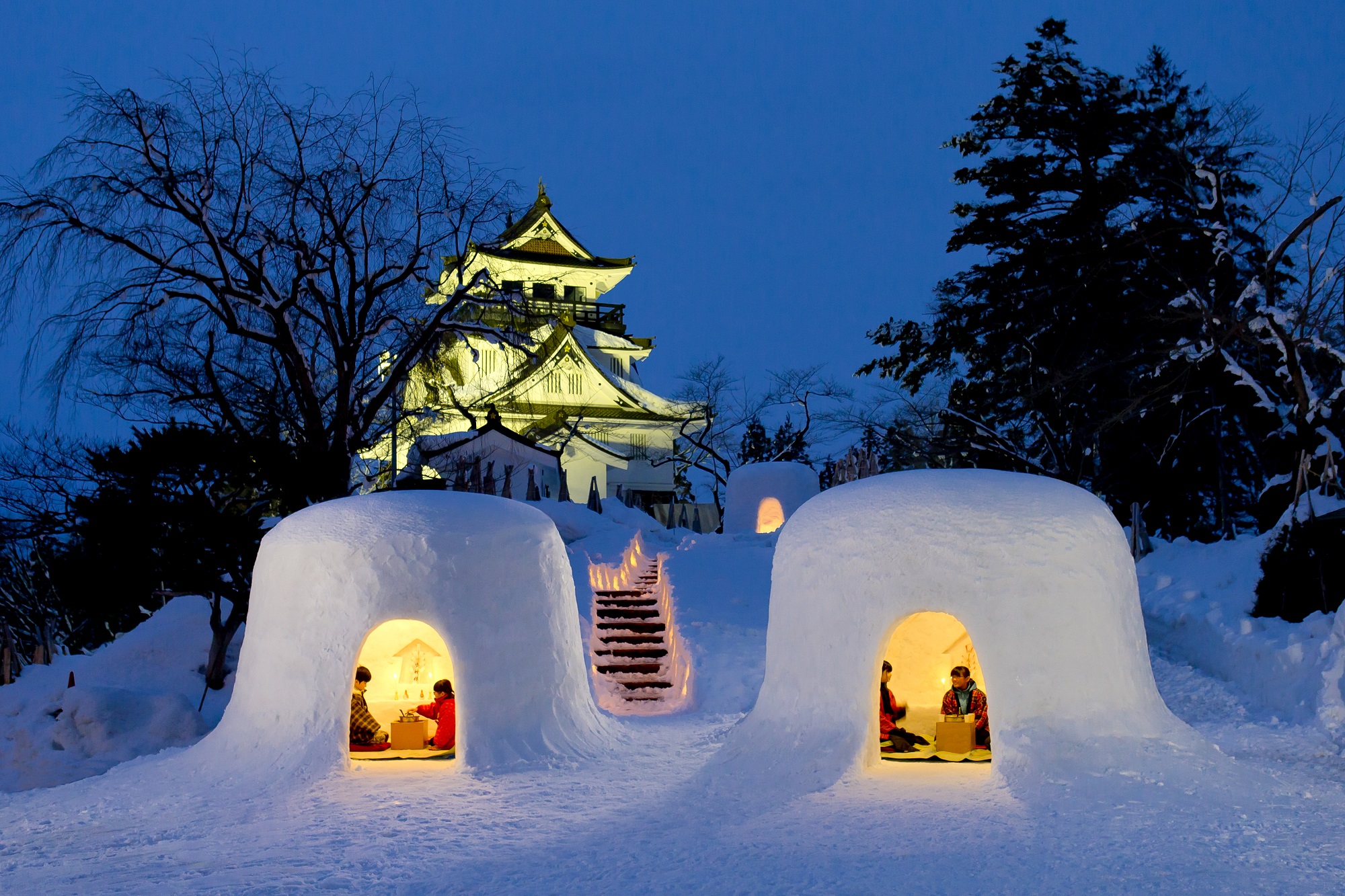 横手の雪まつり「かまくら」2027