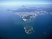 知林ヶ島の砂州（いぶすき砂の道ちりりんロード）の出現