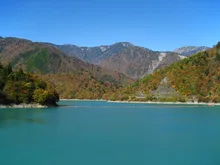 畑薙第一ダム周辺の紅葉 2026