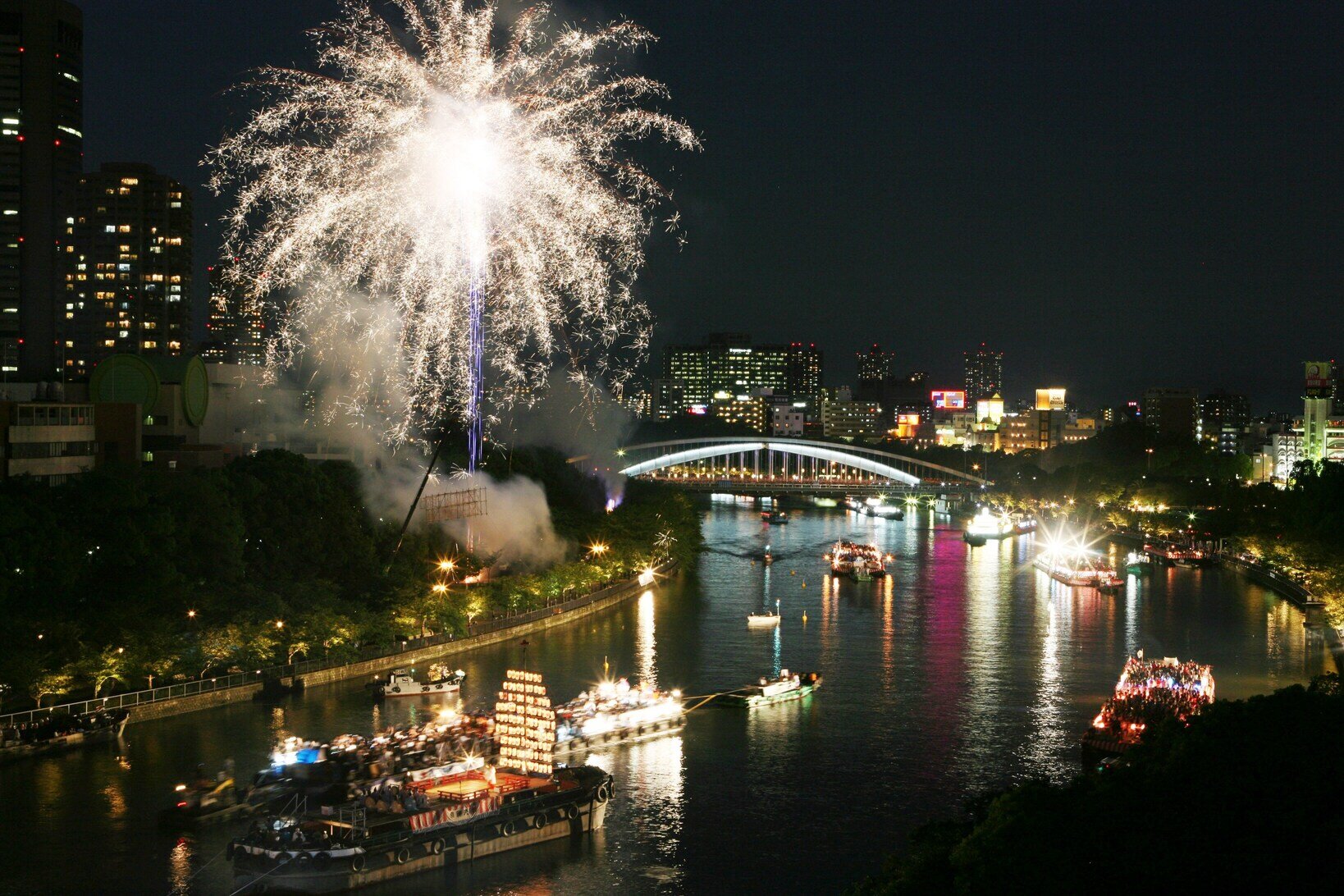天神祭奉納花火 2026