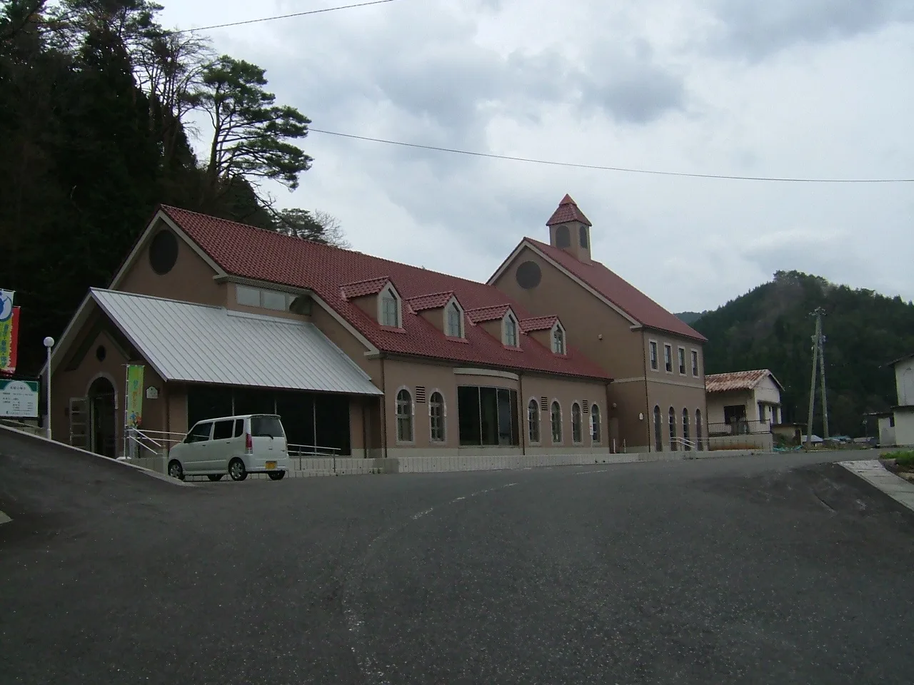 妖精の森ガラス美術館 「これまでと、これからと。 ~石川県能登島ガラス美術館 復興祈念作品展~」
