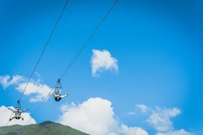 HANAZONO ZIPFLIGHT 2026