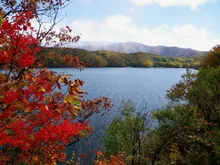 裏磐梯高原(桧原湖付近)の紅葉 2026