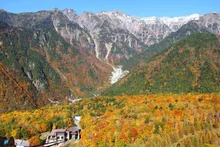 新穂高温泉の紅葉 2026