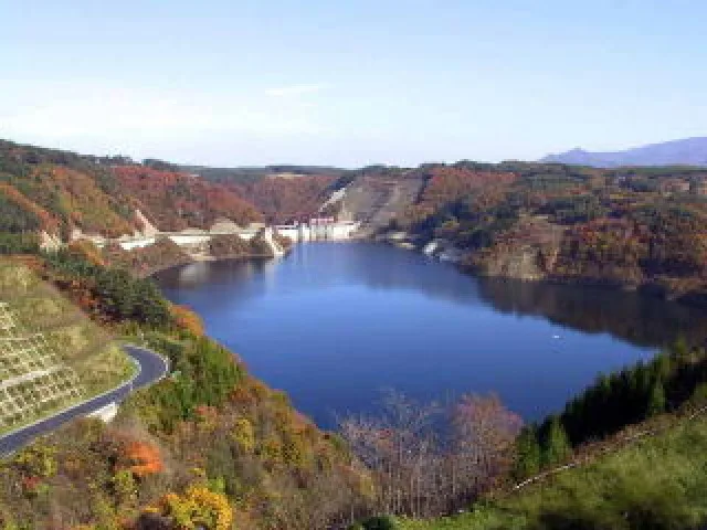 【紅葉・見ごろ】青葉湖 2026
